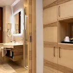 Garden Hotel