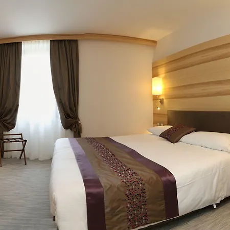 花园酒店 酒店 佩斯基耶拉德加达