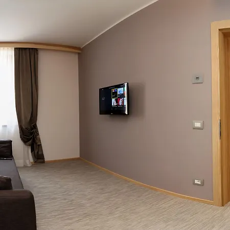 花园酒店 酒店 佩斯基耶拉德加达