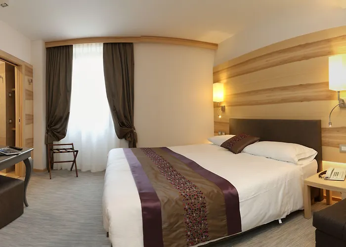 Garden Отель Пескьера-дель-Гарда