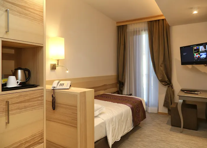 Garden 3* Пескьера-дель-Гарда